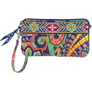 NWT Vera Bradley Venetian Paisley Wristlet